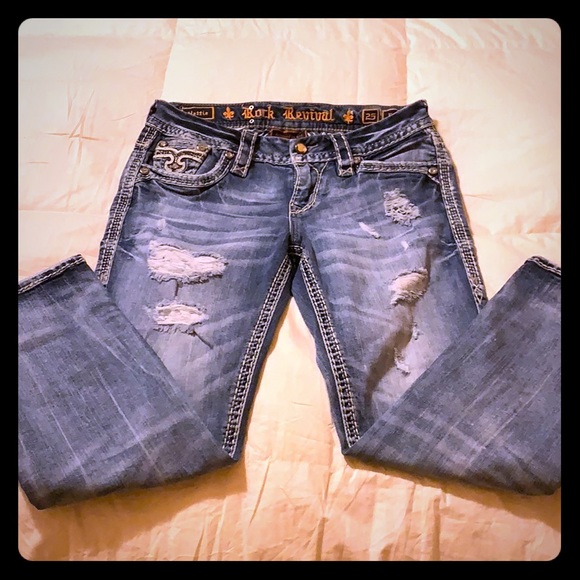 Rock Revival Denim - Rock Revivals easy crop jeans